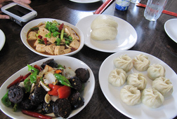 Queens Tastes of the World 